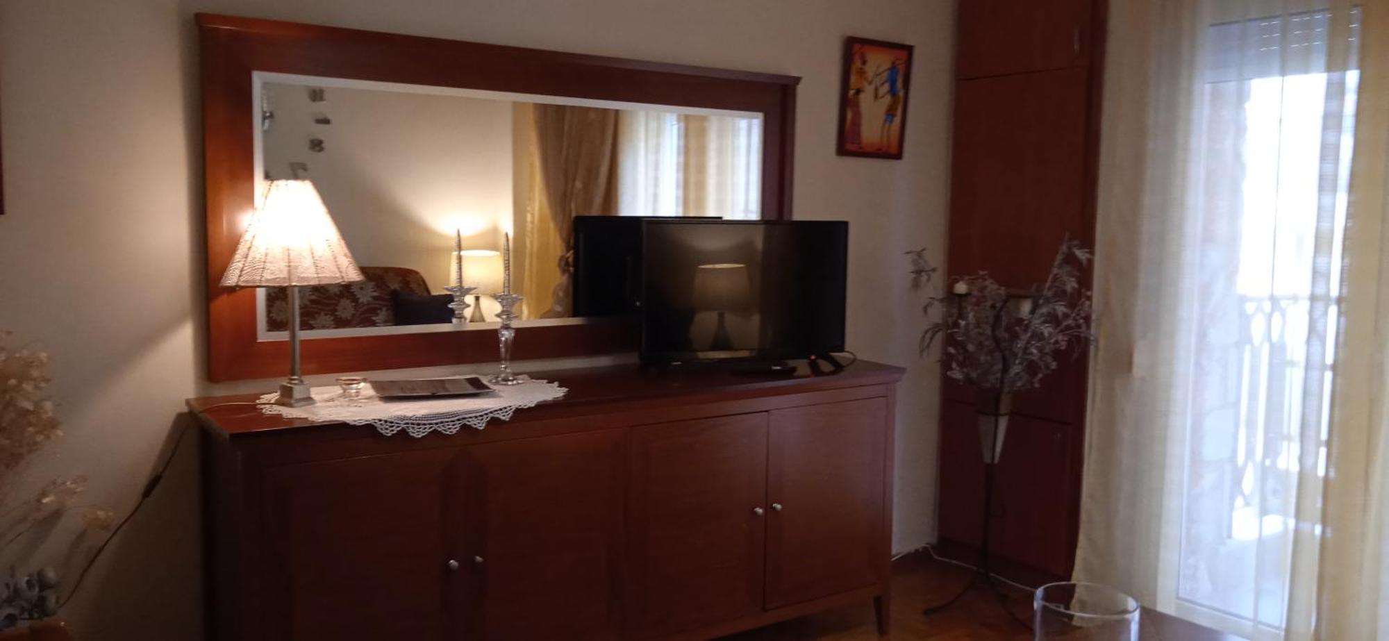 Steve's House & Eldi Appartement *