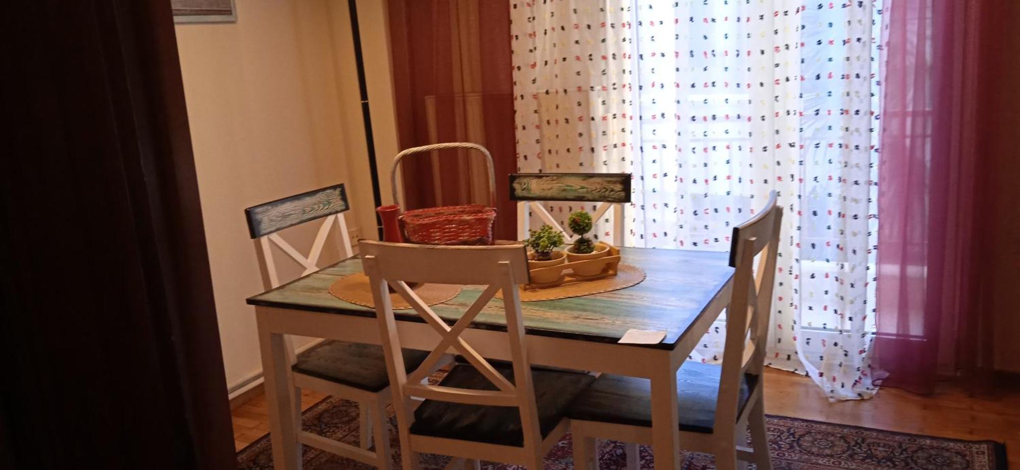 Steve's House & Eldi Edessa